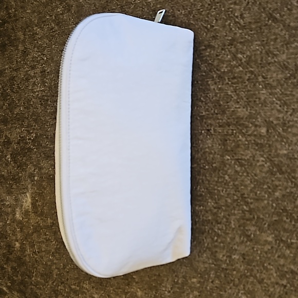 Lululemon Pouch - Picture 2 of 5